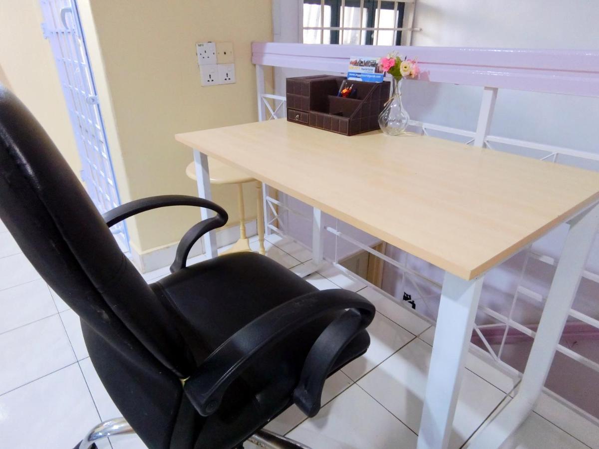 Little Family Homestay Malacca Exteriör bild