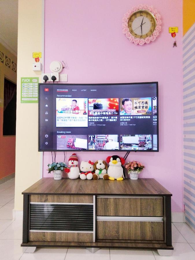 Little Family Homestay Malacca Exteriör bild